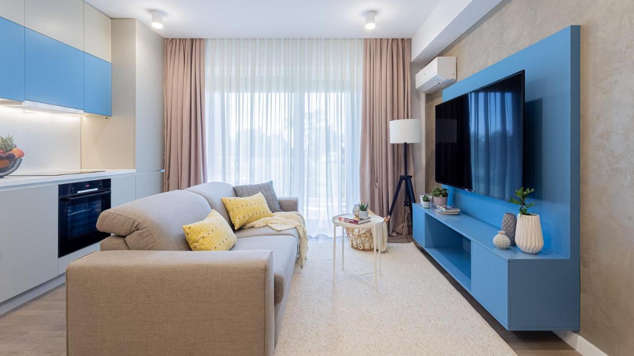 Il Lago - Azur - Cozy Luxurious Smart Home By The Lake Voluntari Kültér fotó